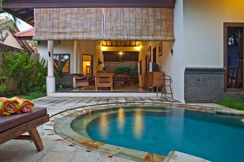 Grand Bali Villa Legian Εξωτερικό φωτογραφία
